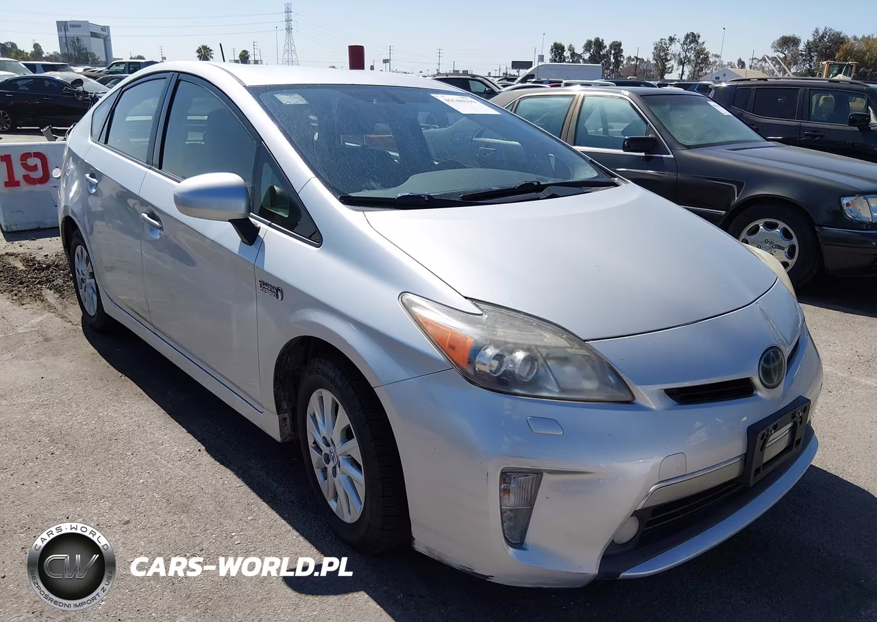 2012 Toyota Prius Plug-In Advanced – zdjęcie 1 z 16