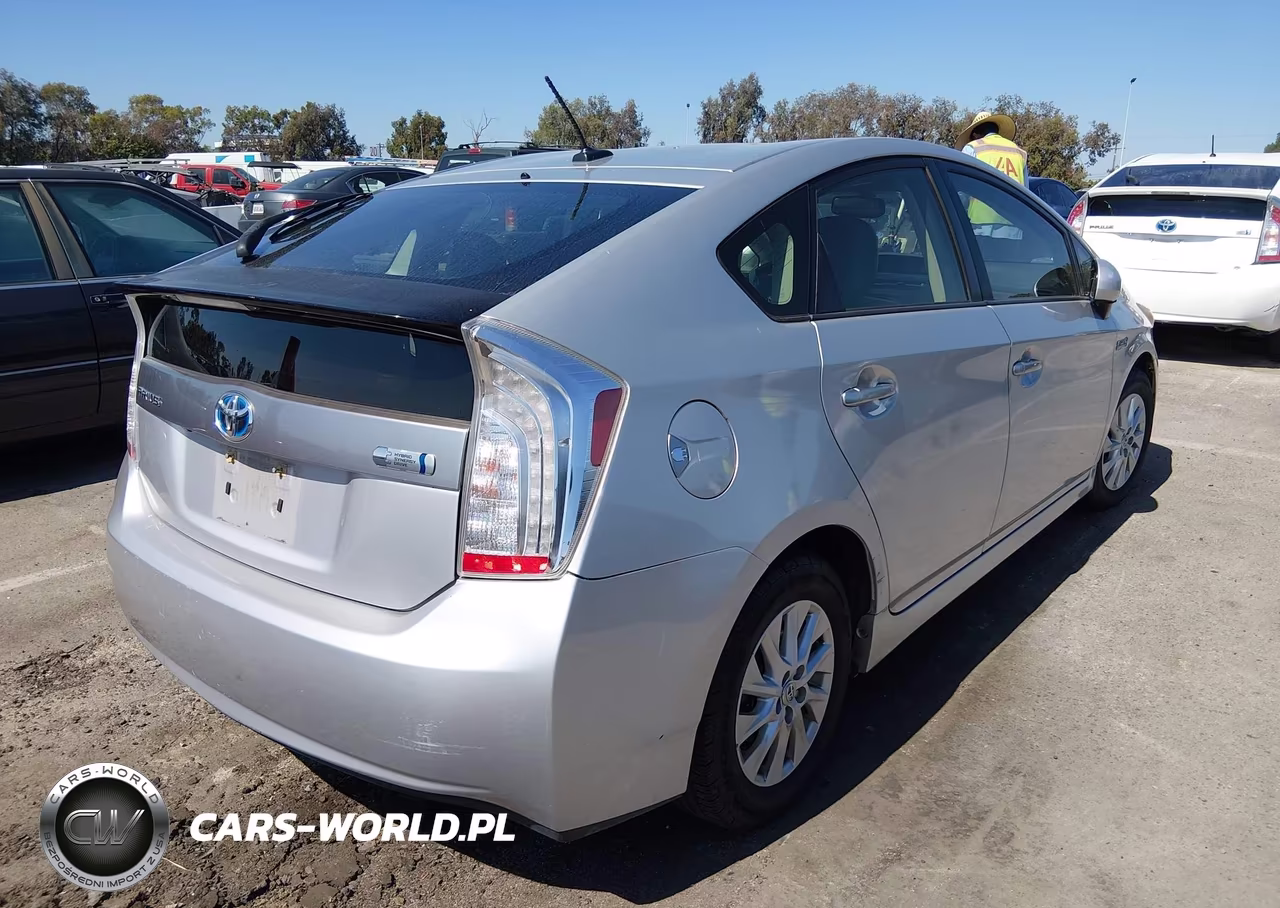 2012 Toyota Prius Plug-In Advanced VIN:JTDKN3DPXC3001310 - 4