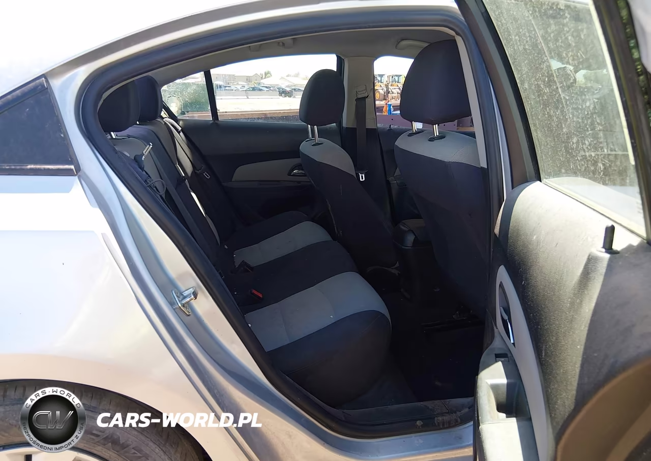 2014 Chevrolet Cruze Ls Auto VIN:1G1PA5SG3E7218993 - 8