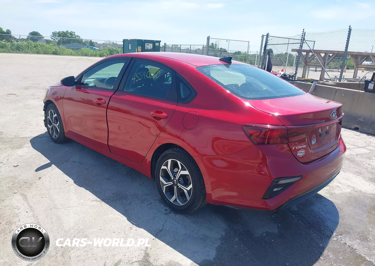 2019 Kia Forte Lxs VIN:3KPF24AD2KE055363 - 3
