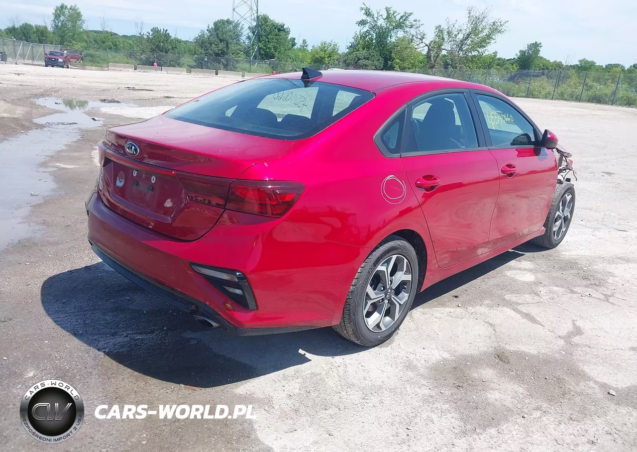 2019 Kia Forte Lxs VIN:3KPF24AD2KE055363 - 4