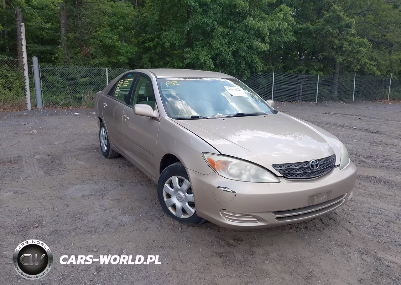 2004 Toyota Camry Le