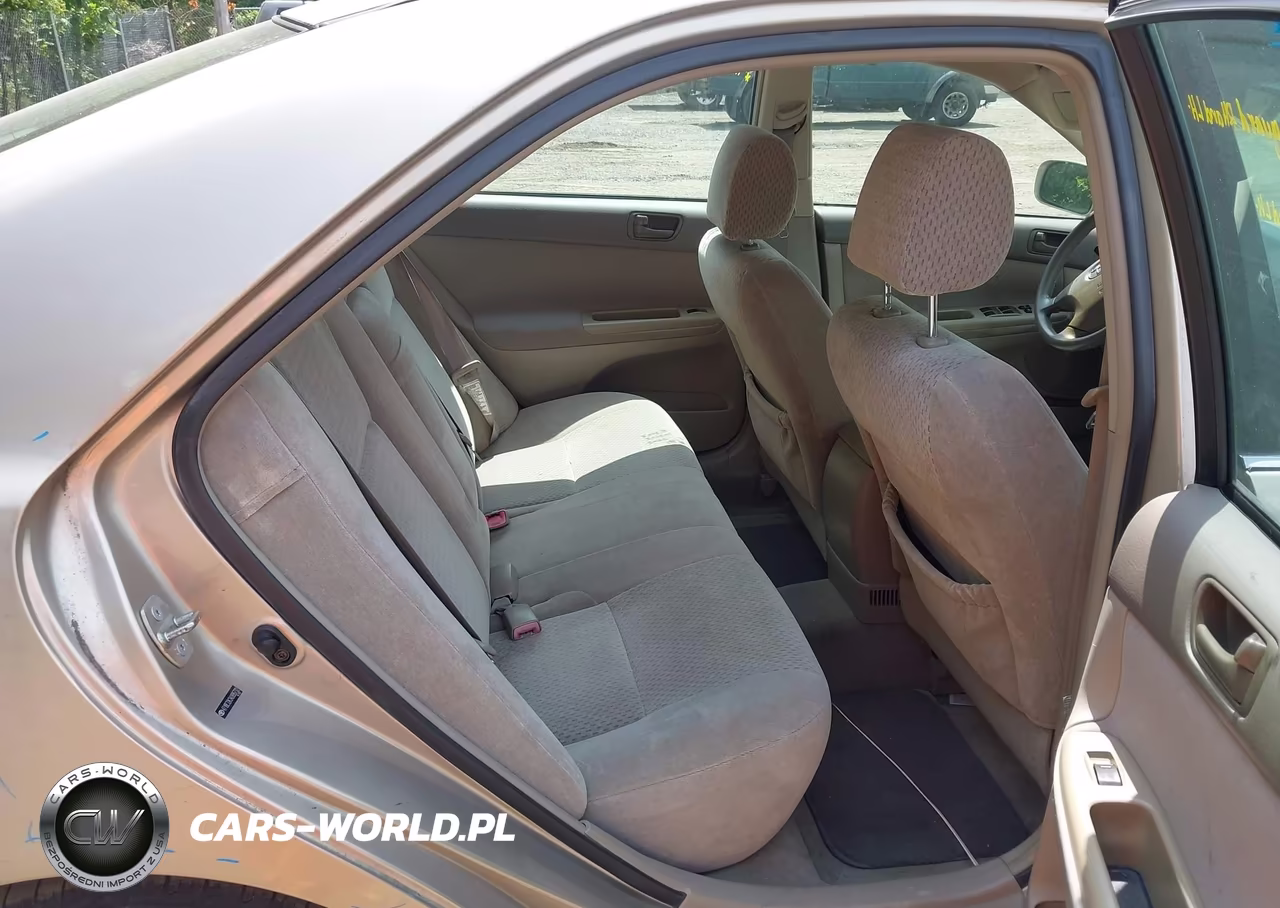 2004 Toyota Camry Le VIN:4T1BE32K34U895732 - 8