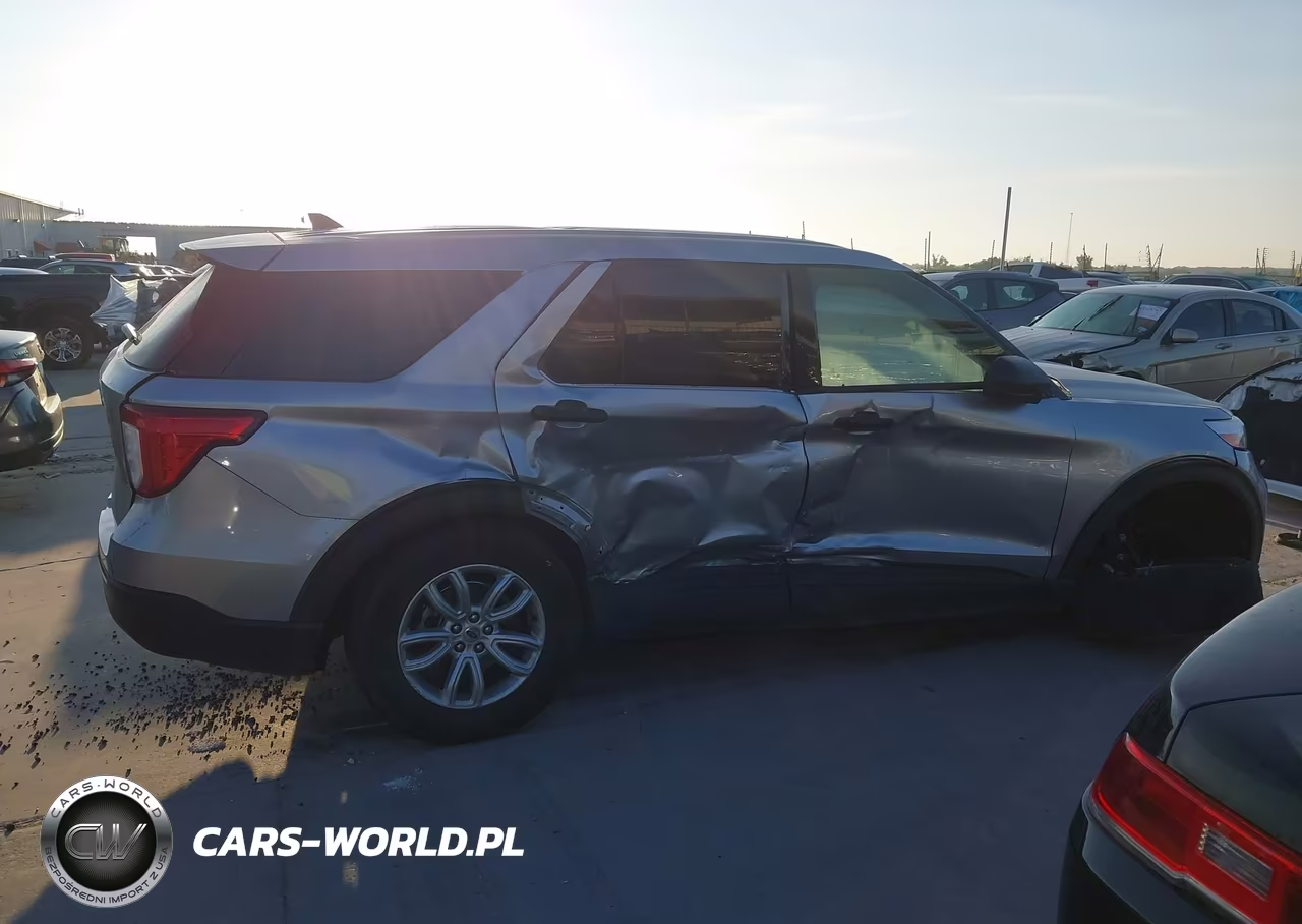2021 Ford Explorer VIN:1FMSK7BH2MGB31566 - 13