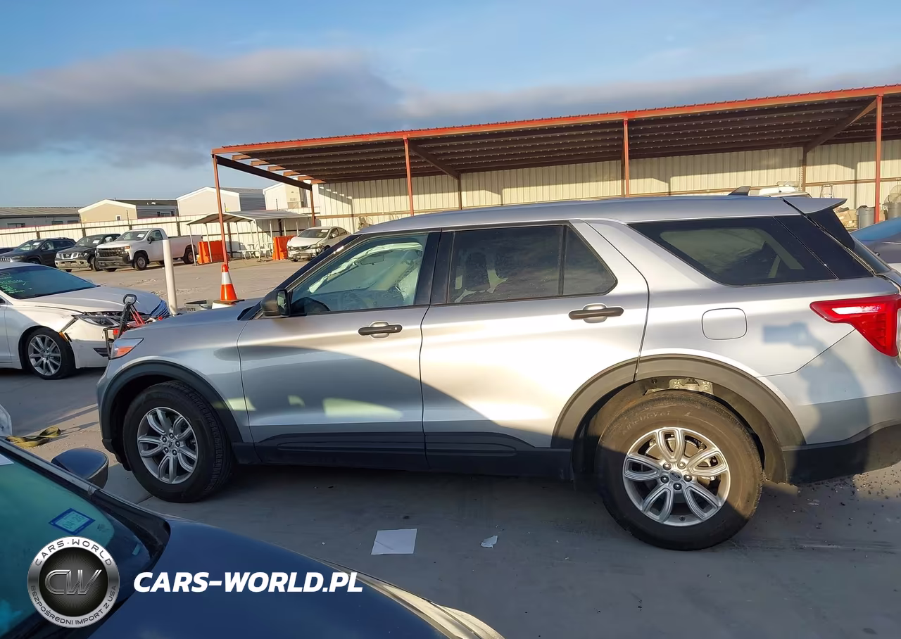 2021 Ford Explorer VIN:1FMSK7BH2MGB31566 - 14