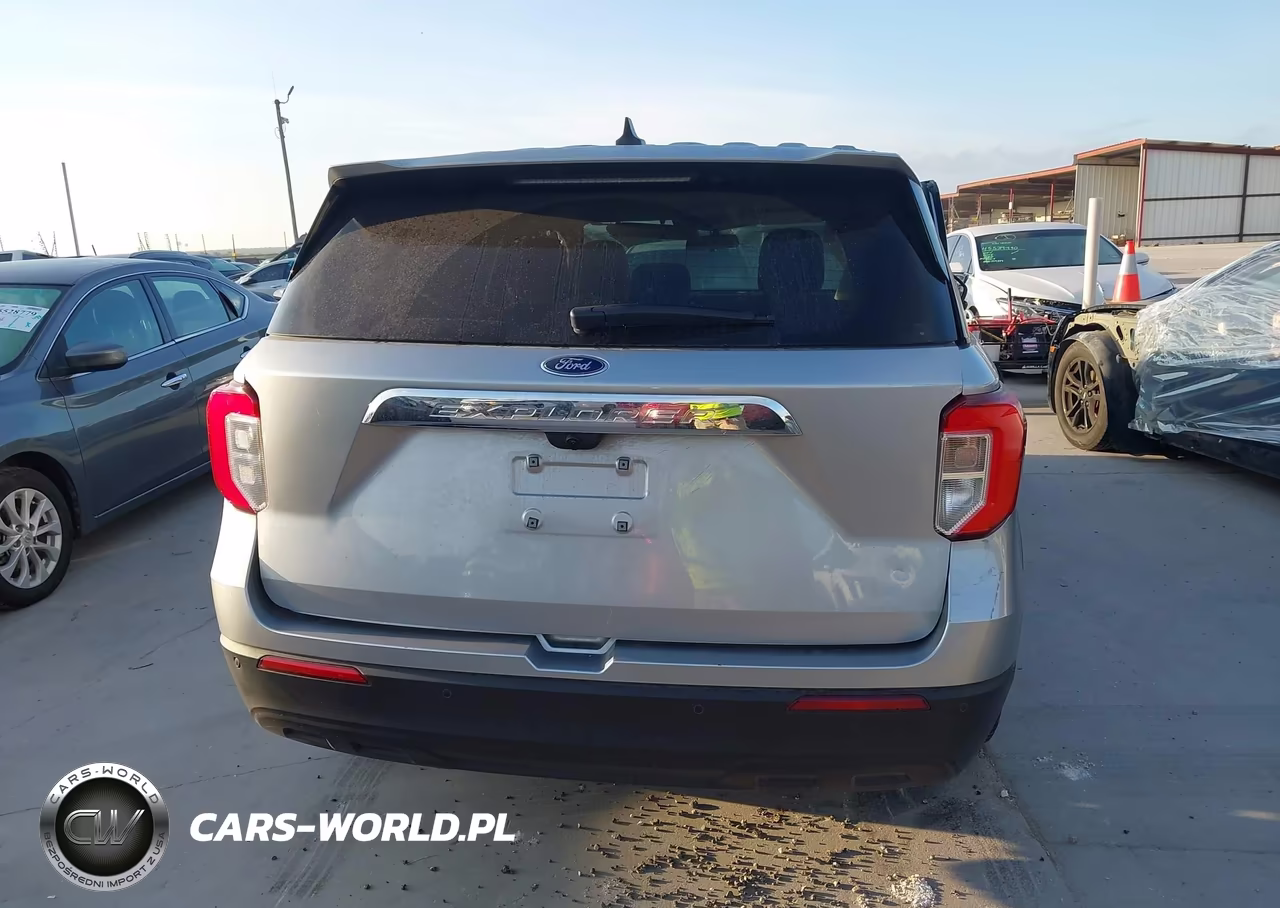 2021 Ford Explorer VIN:1FMSK7BH2MGB31566 - 16