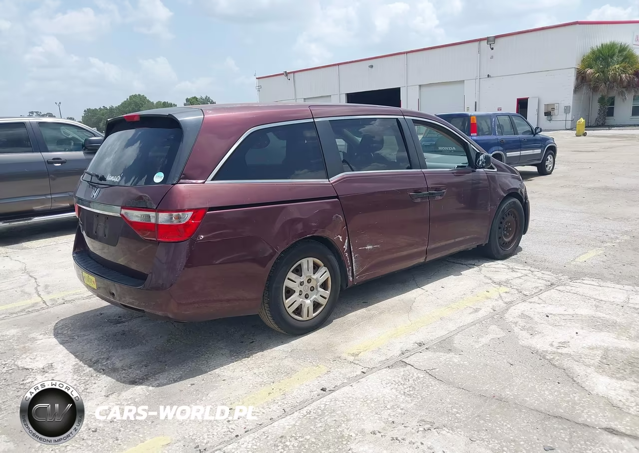 2012 Honda Odyssey Lx VIN:5FNRL5H28CB089808 - 4