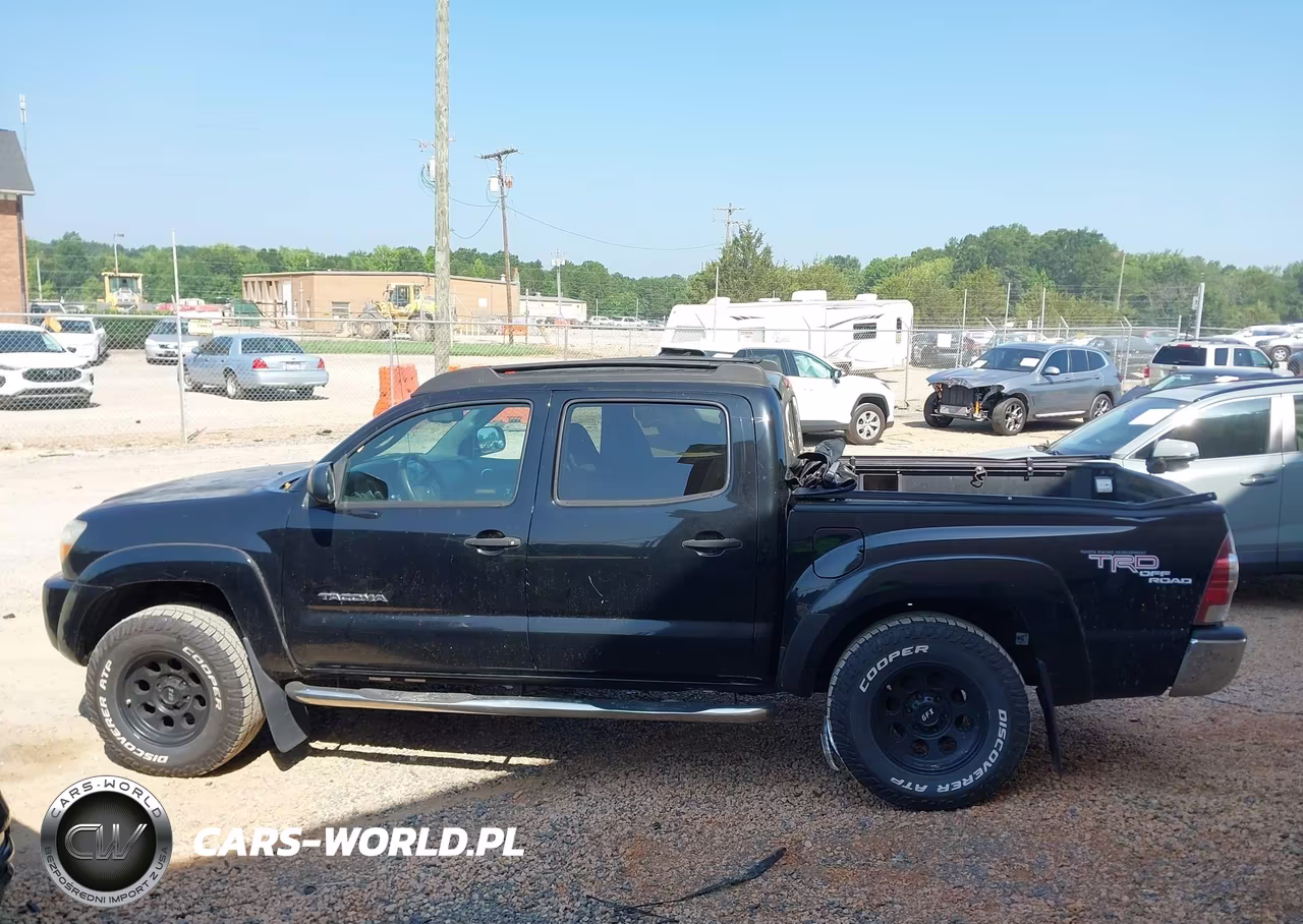 2011 Toyota Tacoma Base V6 VIN:3TMLU4EN4BM066855 - 14