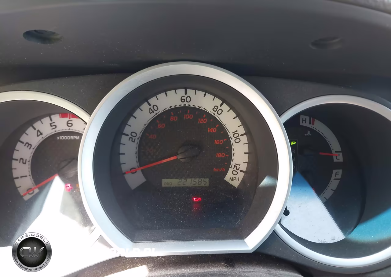 2011 Toyota Tacoma Base V6 VIN:3TMLU4EN4BM066855 - 7