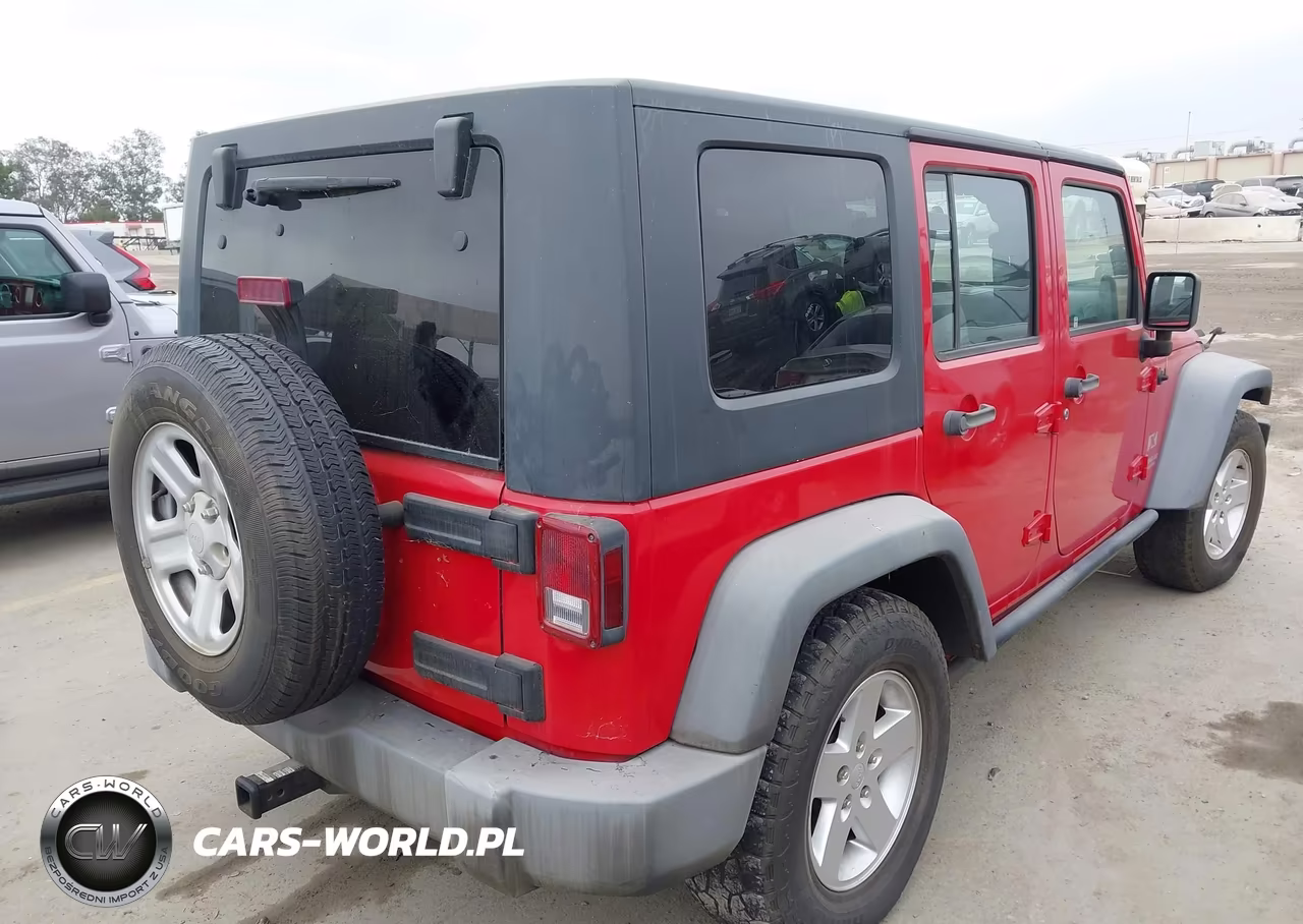 2007 Jeep Wrangler Unlimited X VIN:1J4GB39157L117341 - 4