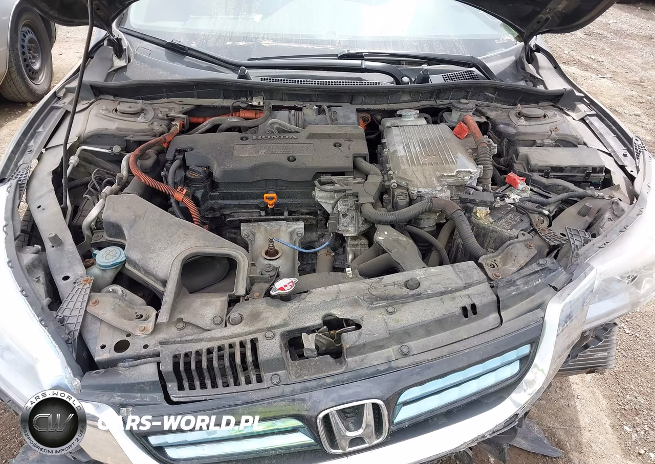 2015 Honda Accord Touring Hybrid VIN:1HGCR6F76FA006366 - 10