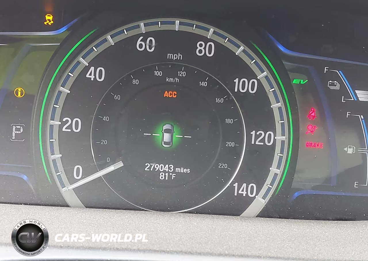 2015 Honda Accord Touring Hybrid VIN:1HGCR6F76FA006366 - 16