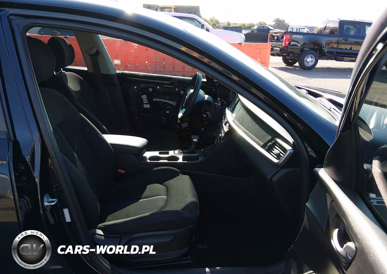 2020 Kia Optima Lx VIN:5XXGT4L30LG386926 - 5