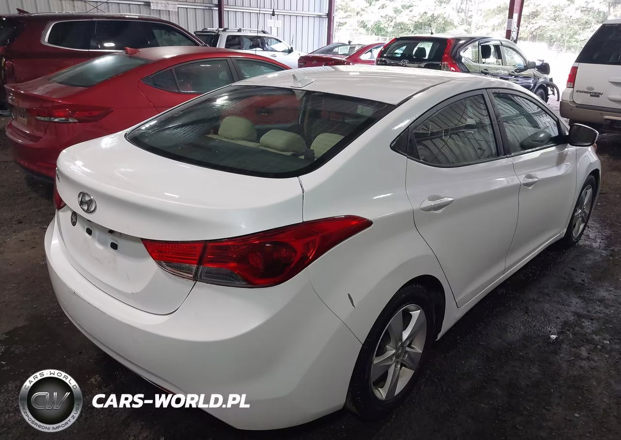 2012 Hyundai Elantra Gls VIN:5NPDH4AE6CH066880 - 4