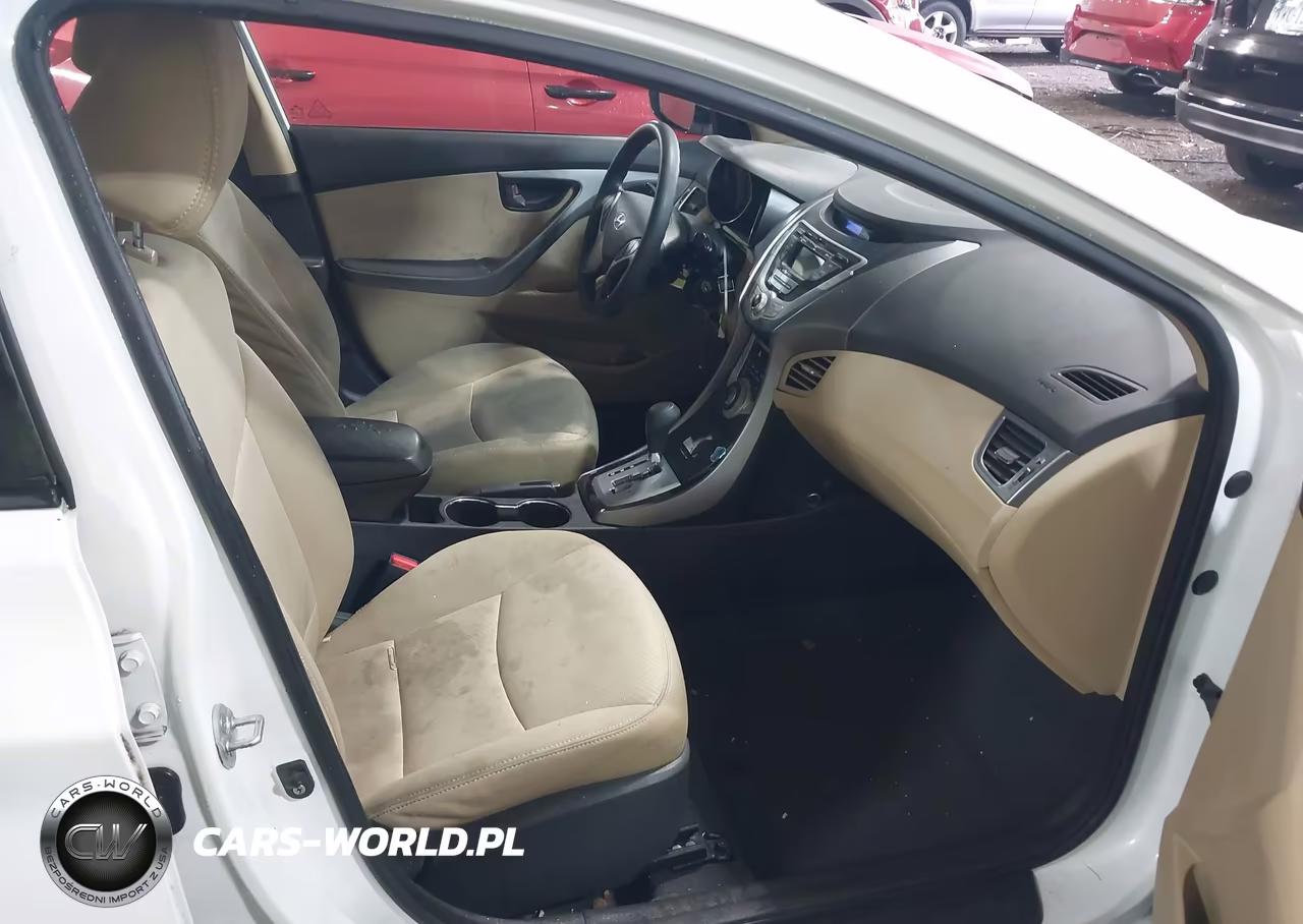 2012 Hyundai Elantra Gls VIN:5NPDH4AE6CH066880 - 5