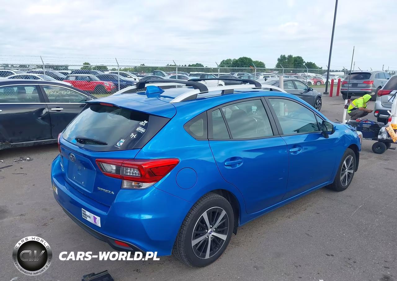 2020 Subaru Impreza Premium 5-Door VIN:4S3GTAD65L3707897 - 4