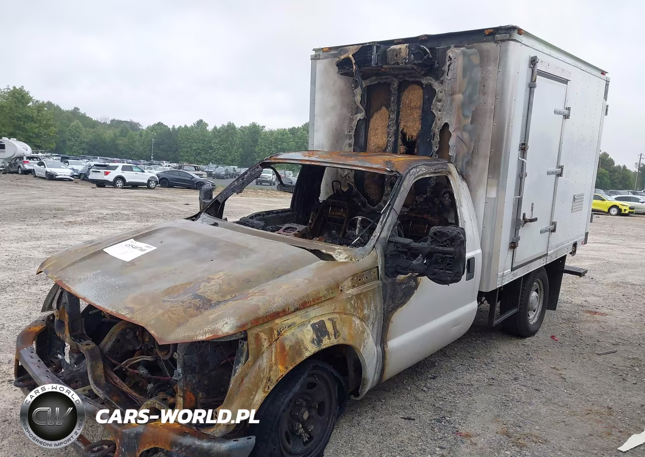 2015 Ford F-350 Chassis Xl-Xlt VIN:1FDRF3E67FEB33415 - 15