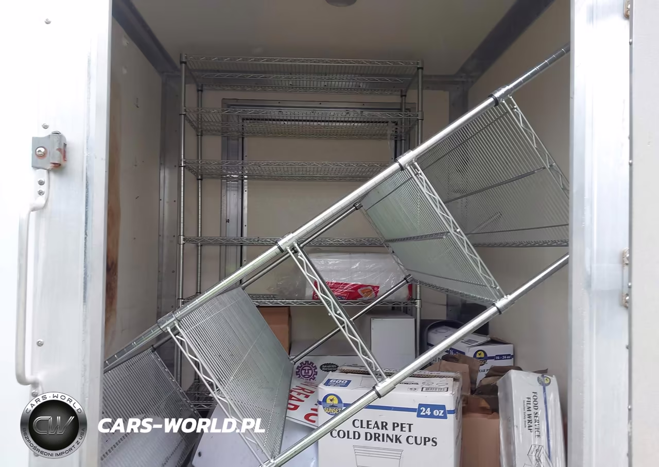 2015 Ford F-350 Chassis Xl-Xlt VIN:1FDRF3E67FEB33415 - 16
