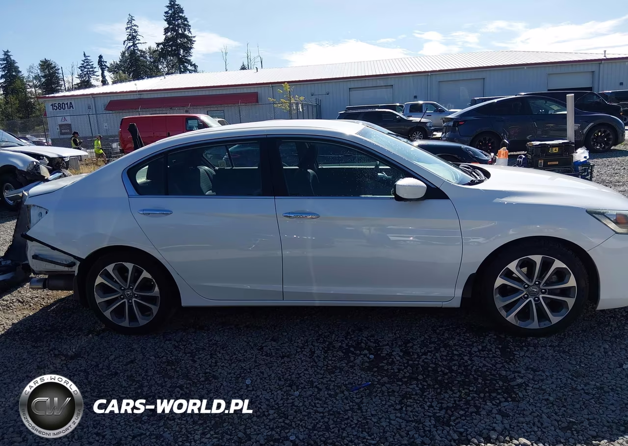 2014 Honda Accord Sport VIN:1HGCR2F54EA068418 - 14