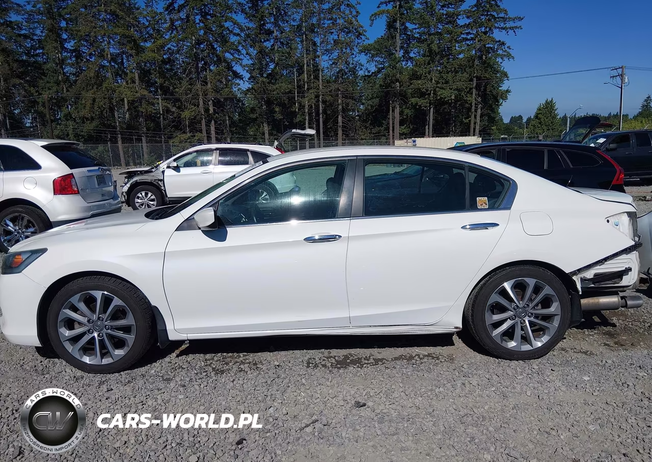 2014 Honda Accord Sport VIN:1HGCR2F54EA068418 - 15