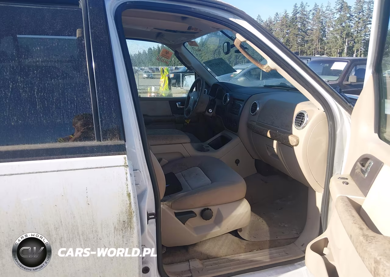 2004 Ford Expedition Nbx-Xlt VIN:1FMPU16L94LB46228 - 5
