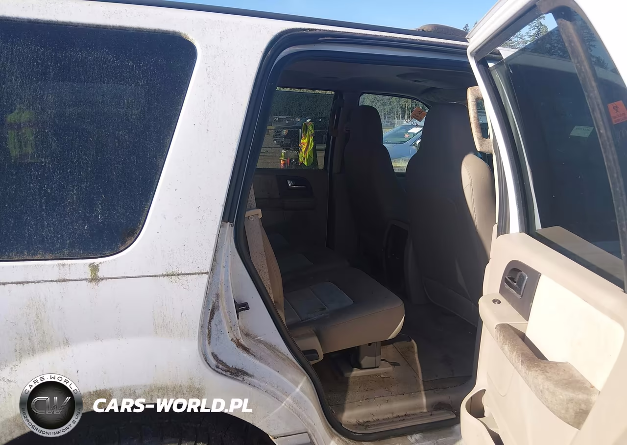 2004 Ford Expedition Nbx-Xlt VIN:1FMPU16L94LB46228 - 8