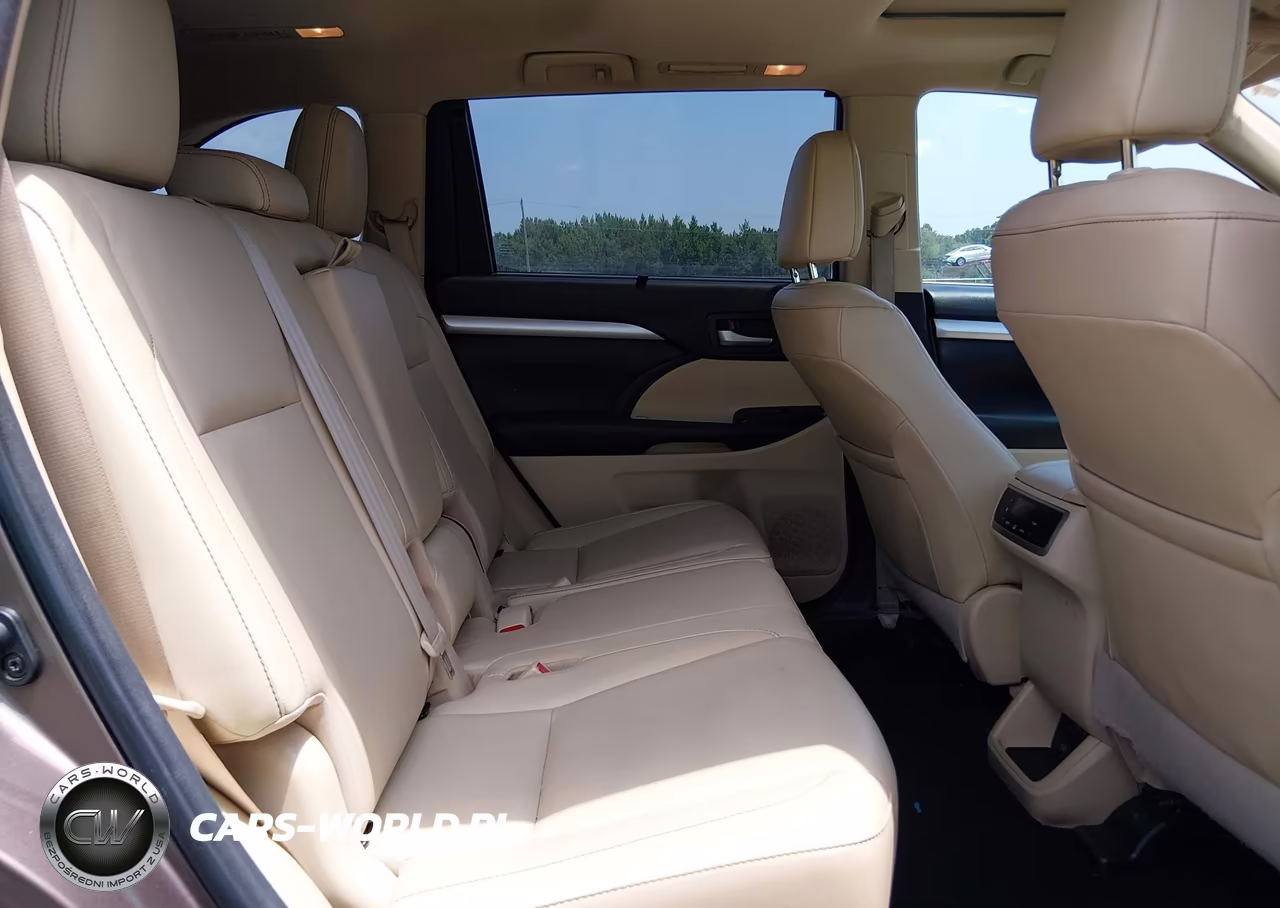2018 Toyota Highlander Xle VIN:5TDJZRFHXJS801352 - 8