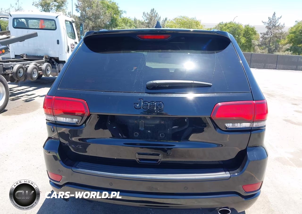 2018 Jeep Grand Cherokee Altitude 4X4 VIN:1C4RJFAG1JC477667 - 16