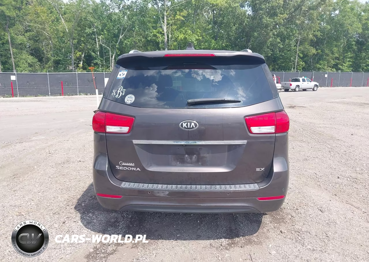 2018 Kia Sedona Sx VIN:KNDMC5C12J6359357 - 17