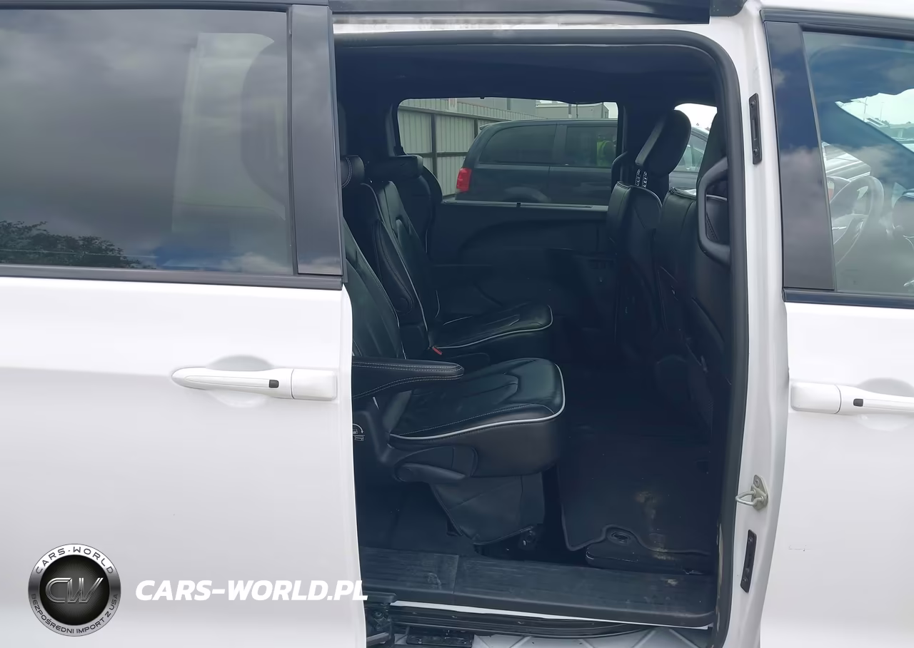 2025 Chrysler Pacifica Limited VIN:2C4RC1GGXSR522022 - 8