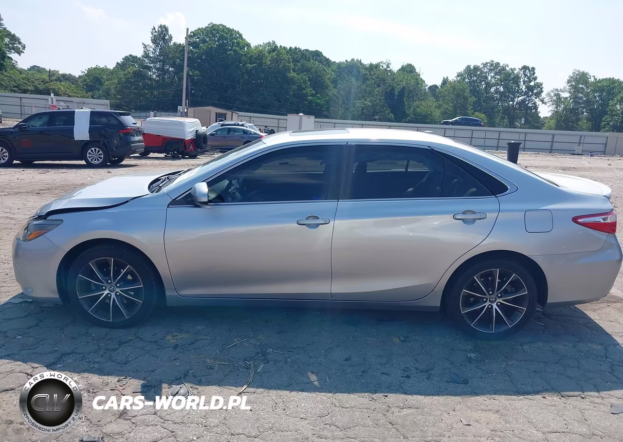 2015 Toyota Camry Xse V6 VIN:4T1BK1FK6FU566968 - 14