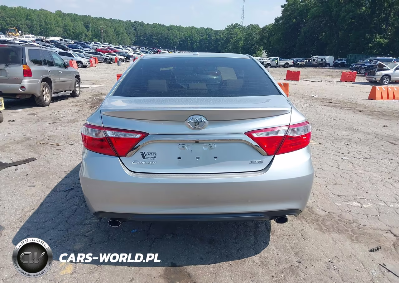 2015 Toyota Camry Xse V6 VIN:4T1BK1FK6FU566968 - 16