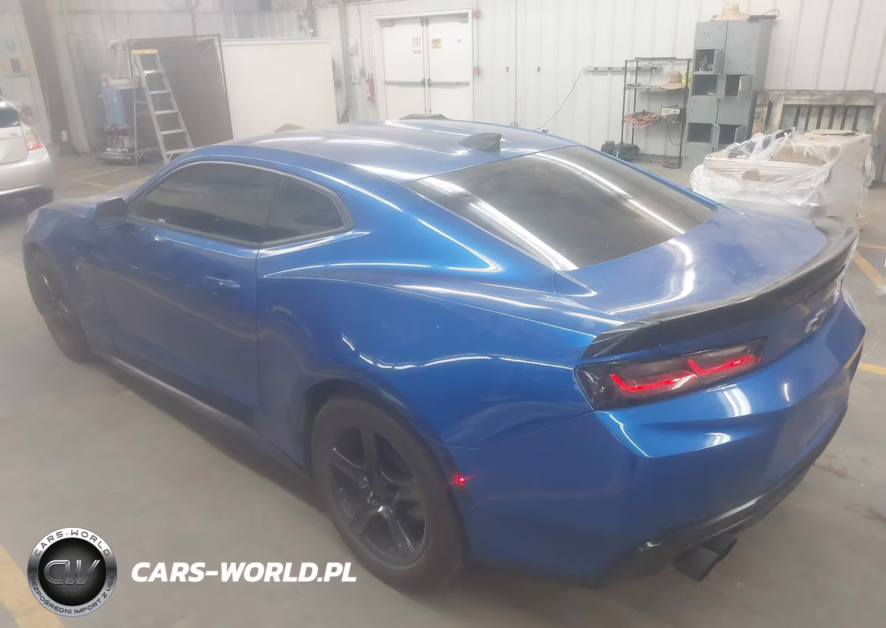 2017 Chevrolet Camaro 2Lt VIN:1G1FD1RS8H0102577 - 3
