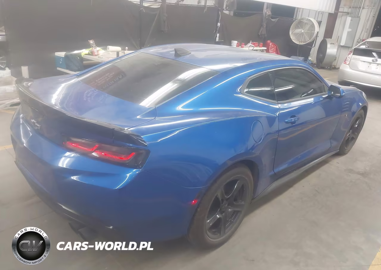 2017 Chevrolet Camaro 2Lt VIN:1G1FD1RS8H0102577 - 4