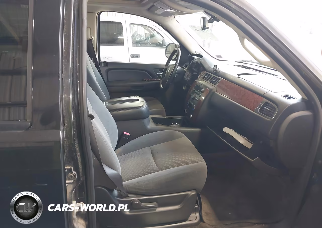 2007 Chevrolet Suburban Lt VIN:3GNFC16077G253053 - 5