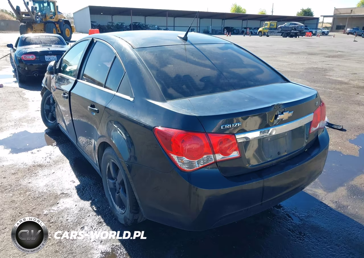 2013 Chevrolet Cruze 1Lt Auto VIN:1G1PC5SB1D7235613 - 3