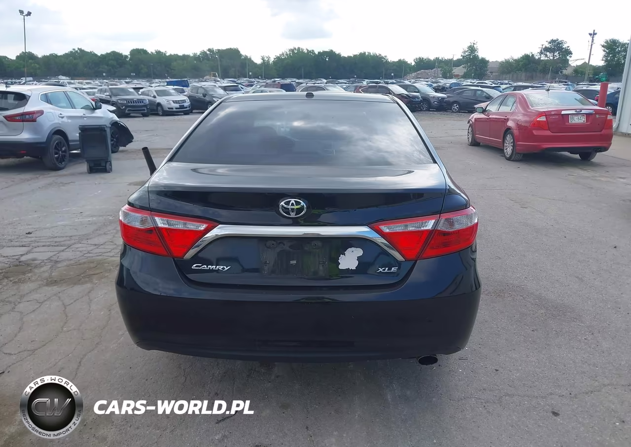 2015 Toyota Camry Xle VIN:4T4BF1FK4FR511347 - 16