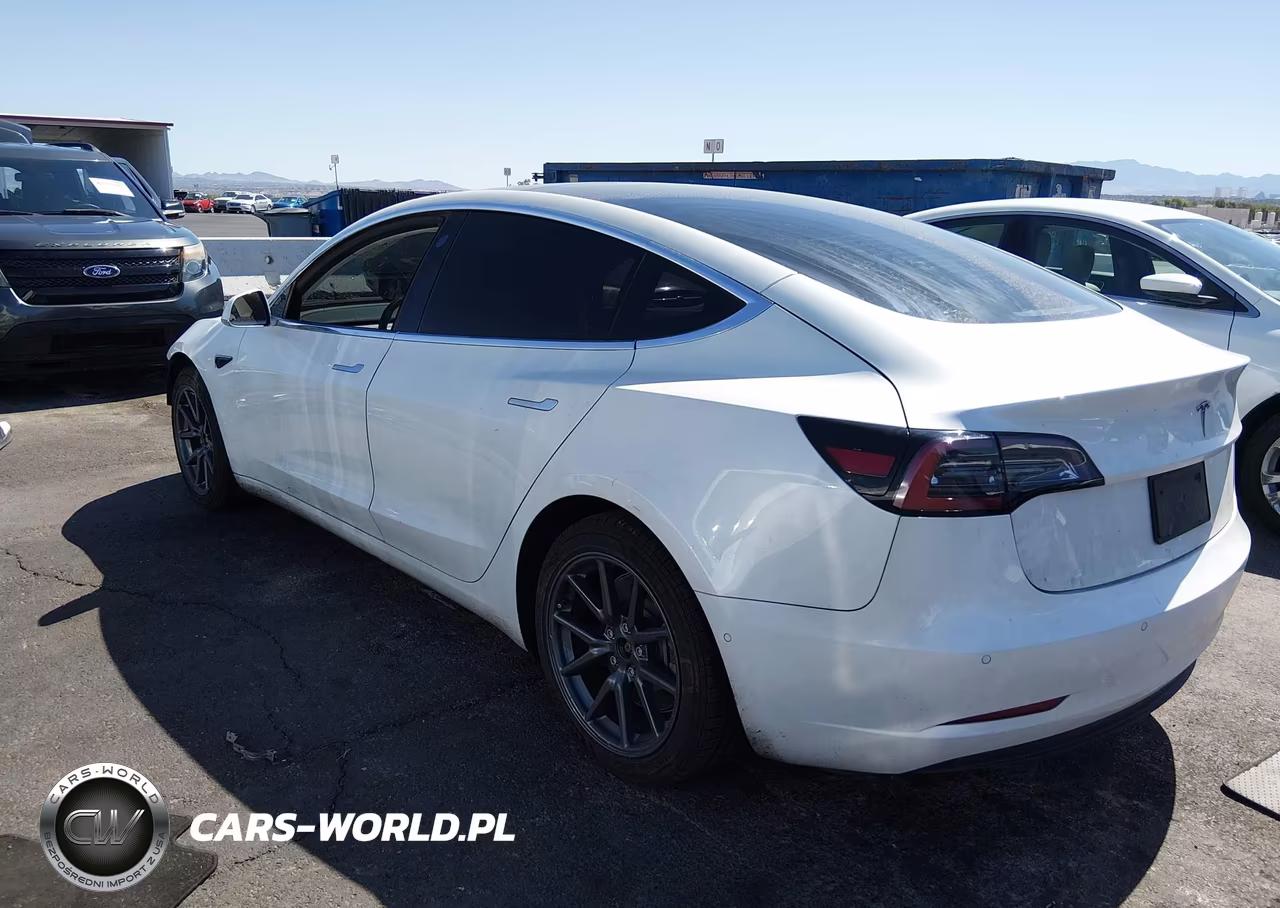 2020 Tesla Model 3 Standard Range Plus Rear-Wheel Drive-Standard Range Rear-Wheel Drive VIN:5YJ3E1EA0LF634775 - 3