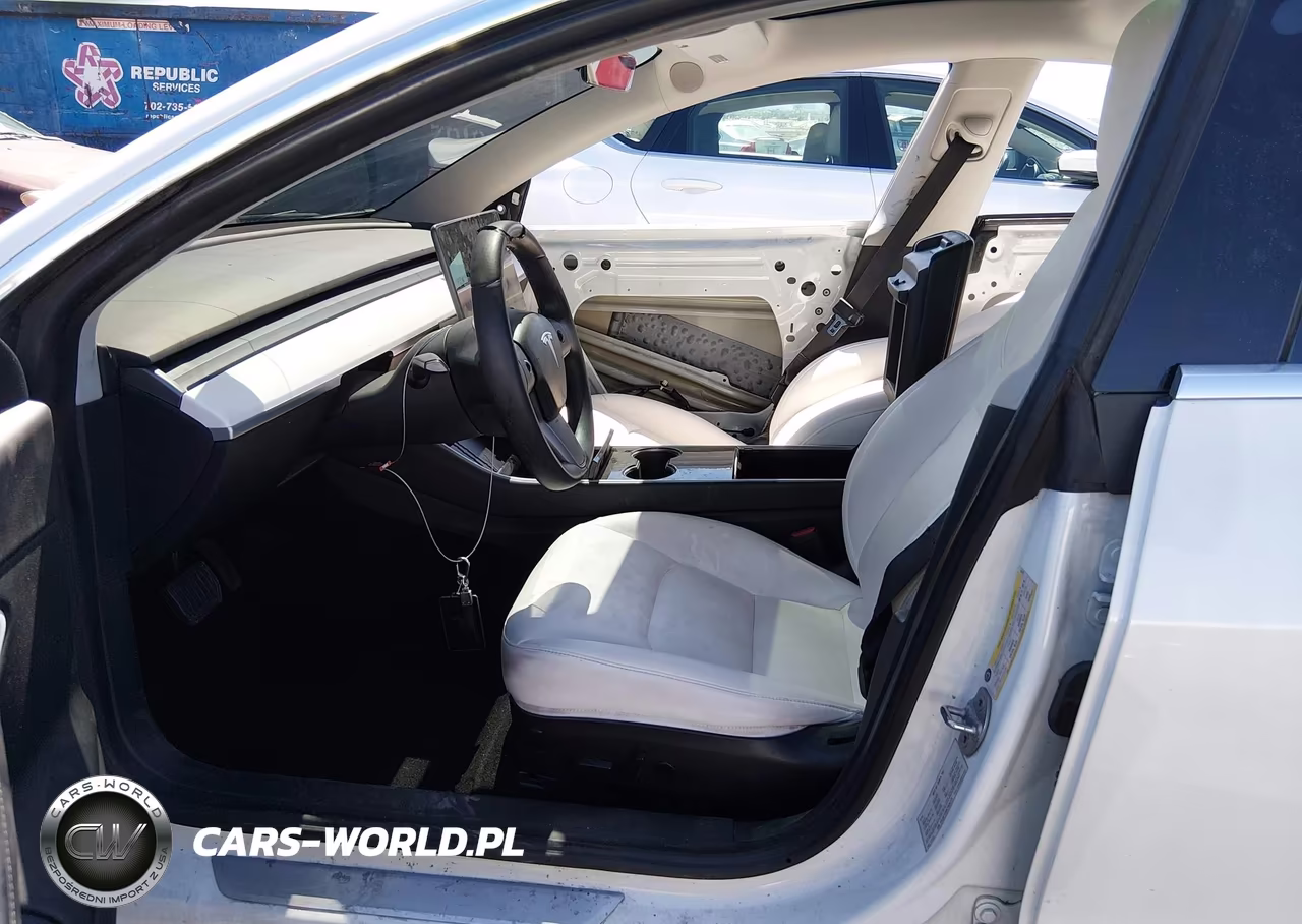 2020 Tesla Model 3 Standard Range Plus Rear-Wheel Drive-Standard Range Rear-Wheel Drive VIN:5YJ3E1EA0LF634775 - 5