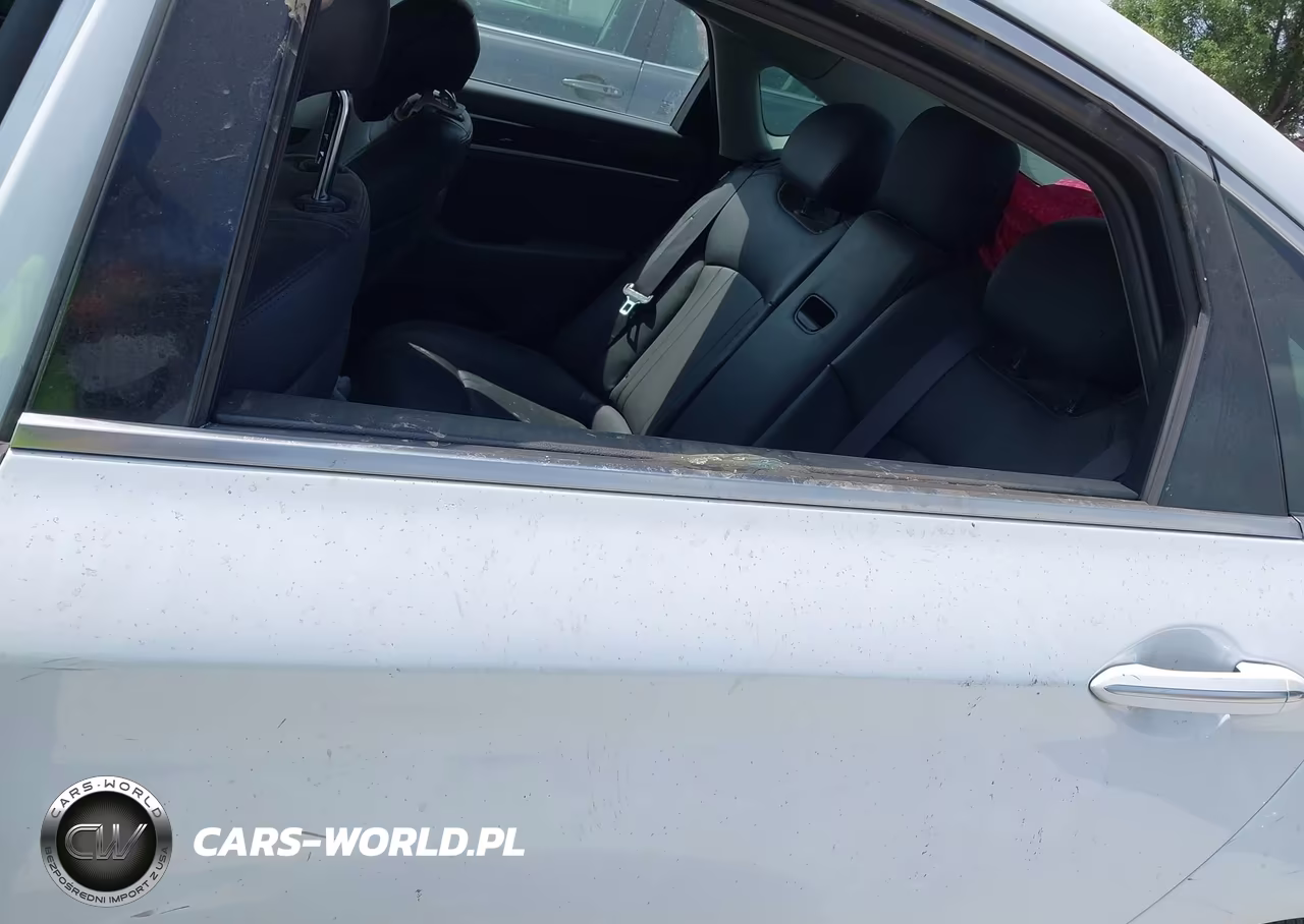2016 Hyundai Genesis 3.8 VIN:KMHGN4JE7GU133421 - 6