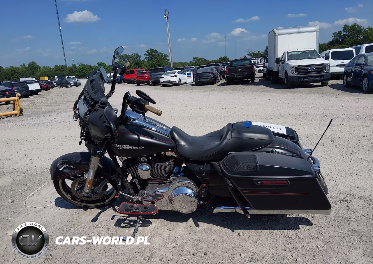 2016 Harley-Davidson Flhxs Street Glide Special VIN:1HD1KRM17GB683463 - 13