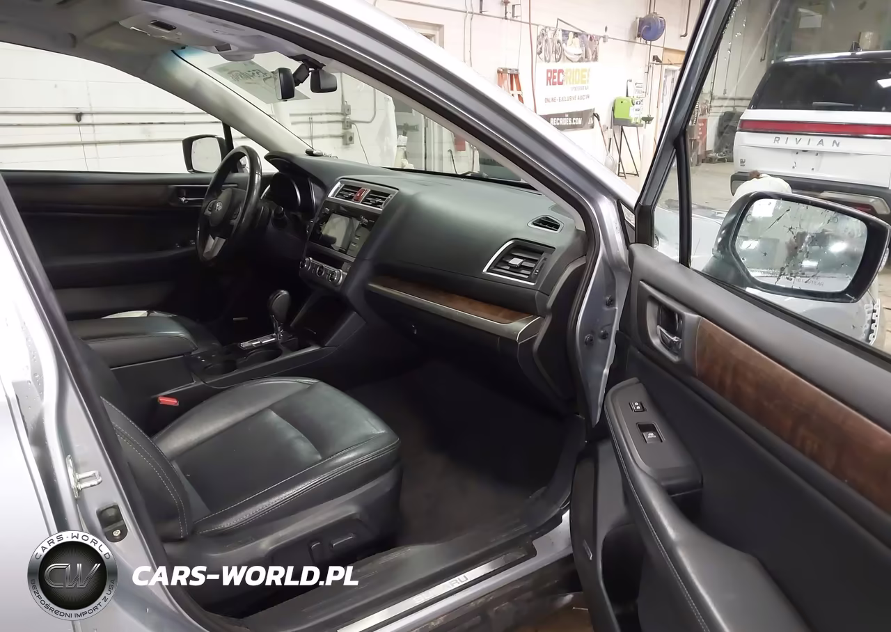 2017 Subaru Outback 2.5I Limited VIN:4S4BSANC6H3243877 - 5