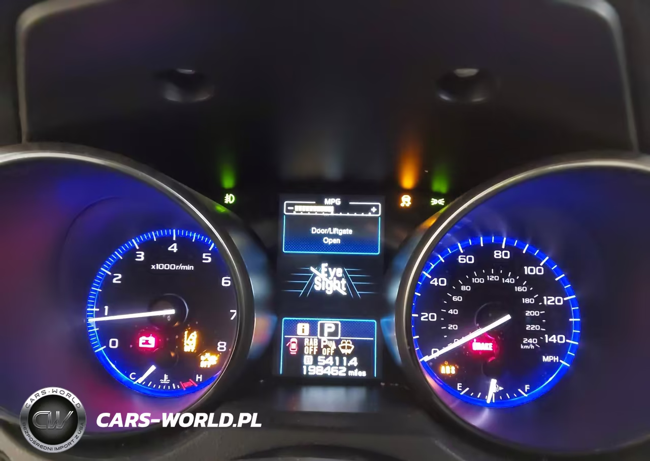 2017 Subaru Outback 2.5I Limited VIN:4S4BSANC6H3243877 - 7