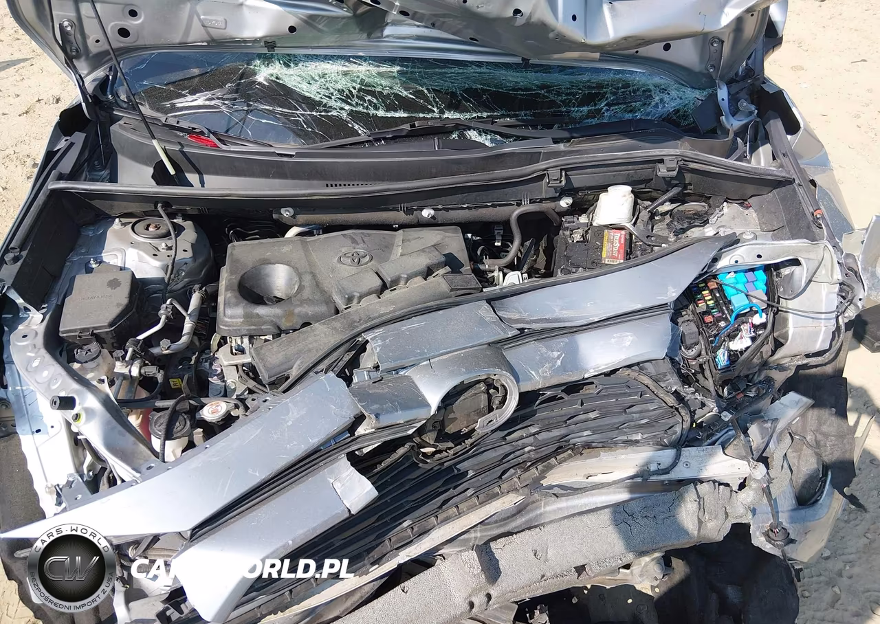 2020 Toyota Rav4 Xle VIN:2T3P1RFV3LC103899 - 10