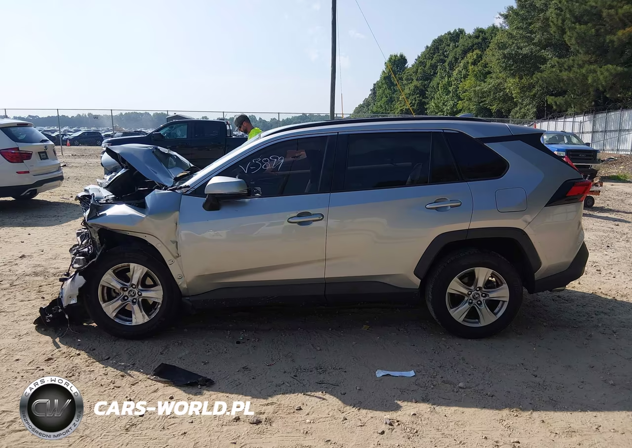 2020 Toyota Rav4 Xle VIN:2T3P1RFV3LC103899 - 15