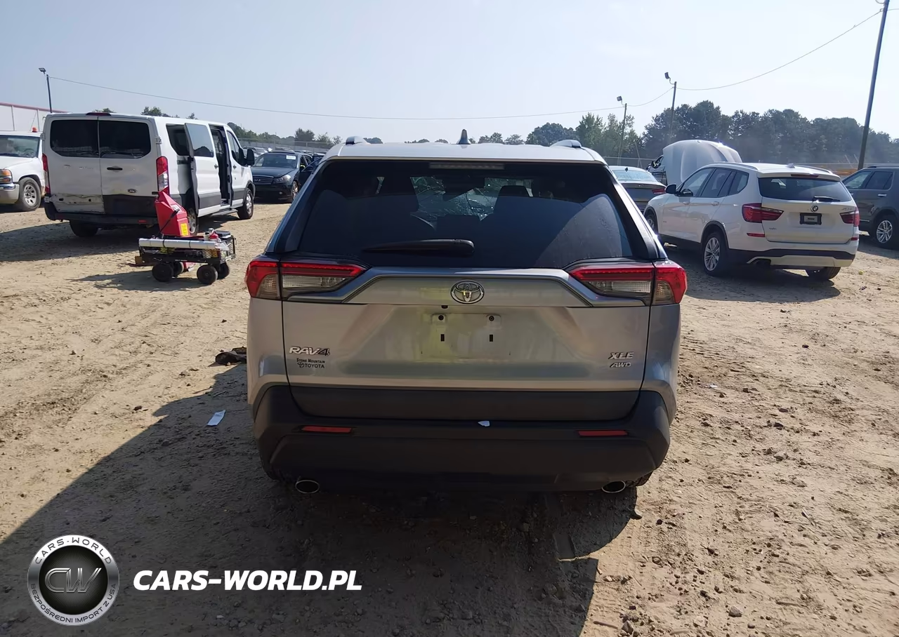 2020 Toyota Rav4 Xle VIN:2T3P1RFV3LC103899 - 17