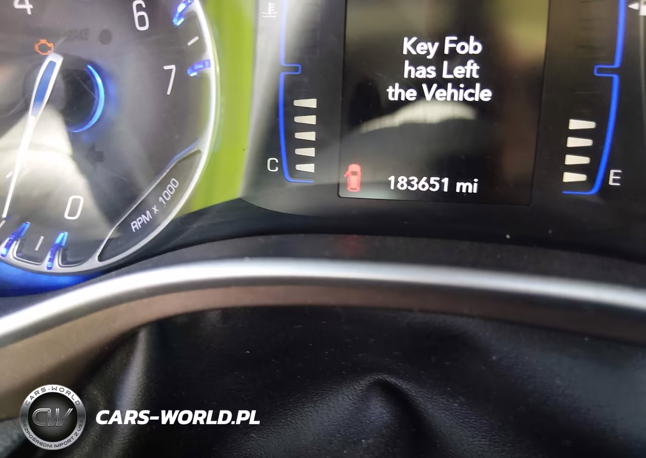 2018 Chrysler Pacifica Touring VIN:2C4RC1DG3JR148694 - 16
