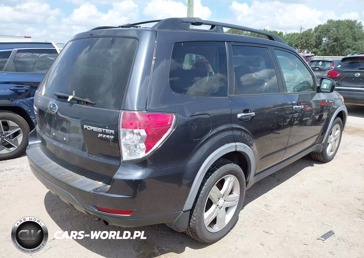 2010 Subaru Forester 2.5X Premium VIN:JF2SH6CC8AH789464 - 4