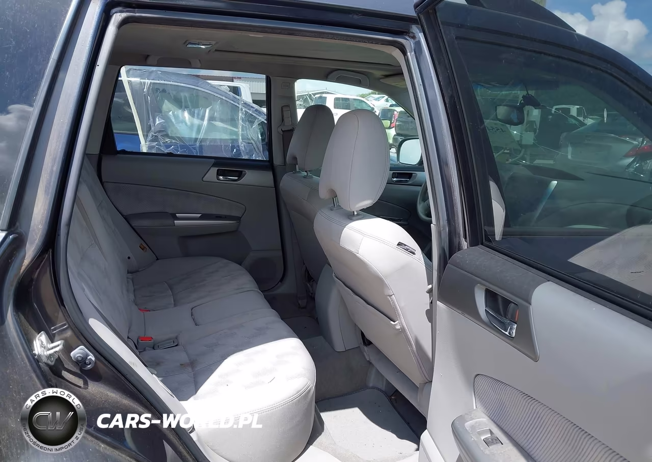 2010 Subaru Forester 2.5X Premium VIN:JF2SH6CC8AH789464 - 8