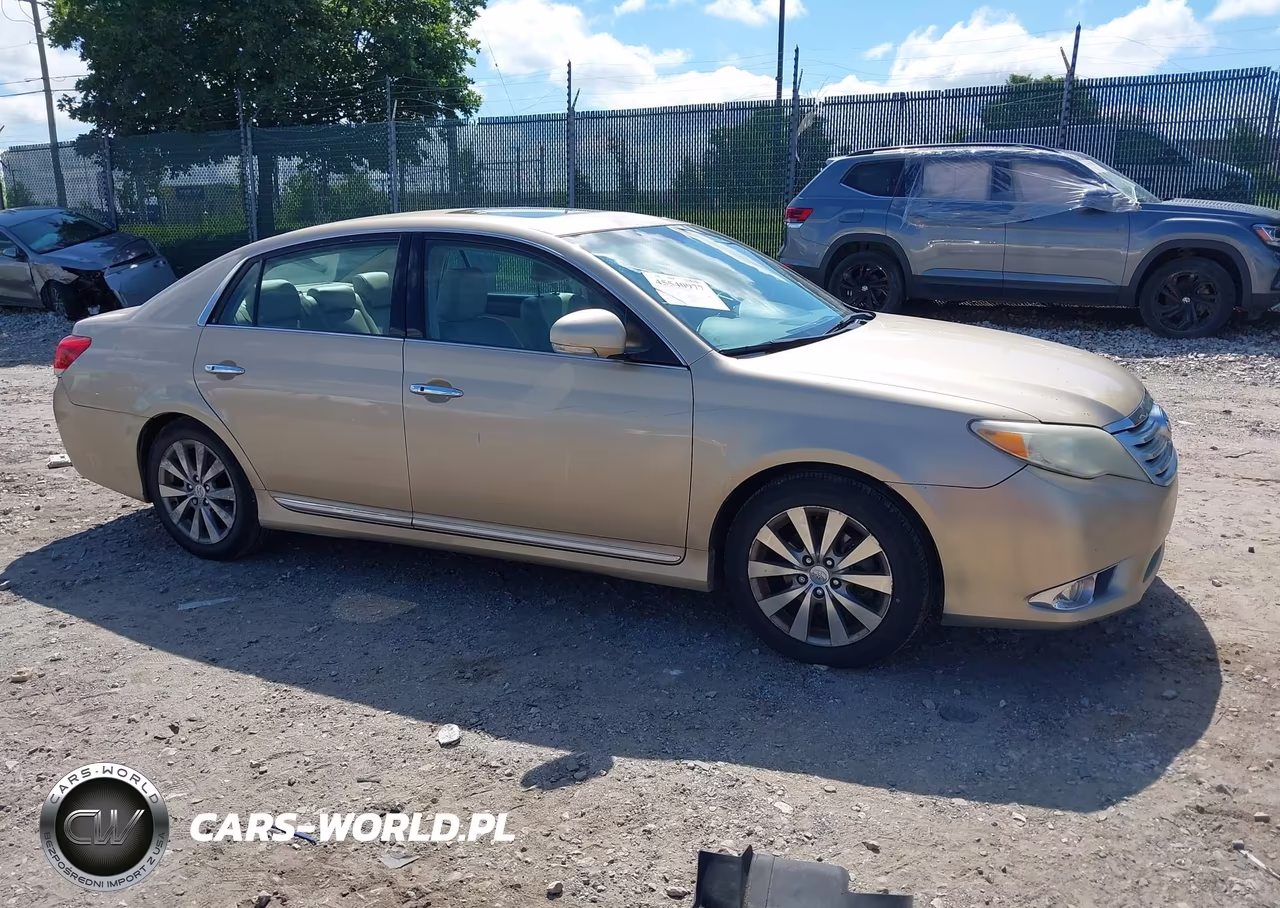 2011 Toyota Avalon Limited – zdjęcie 1 z 15